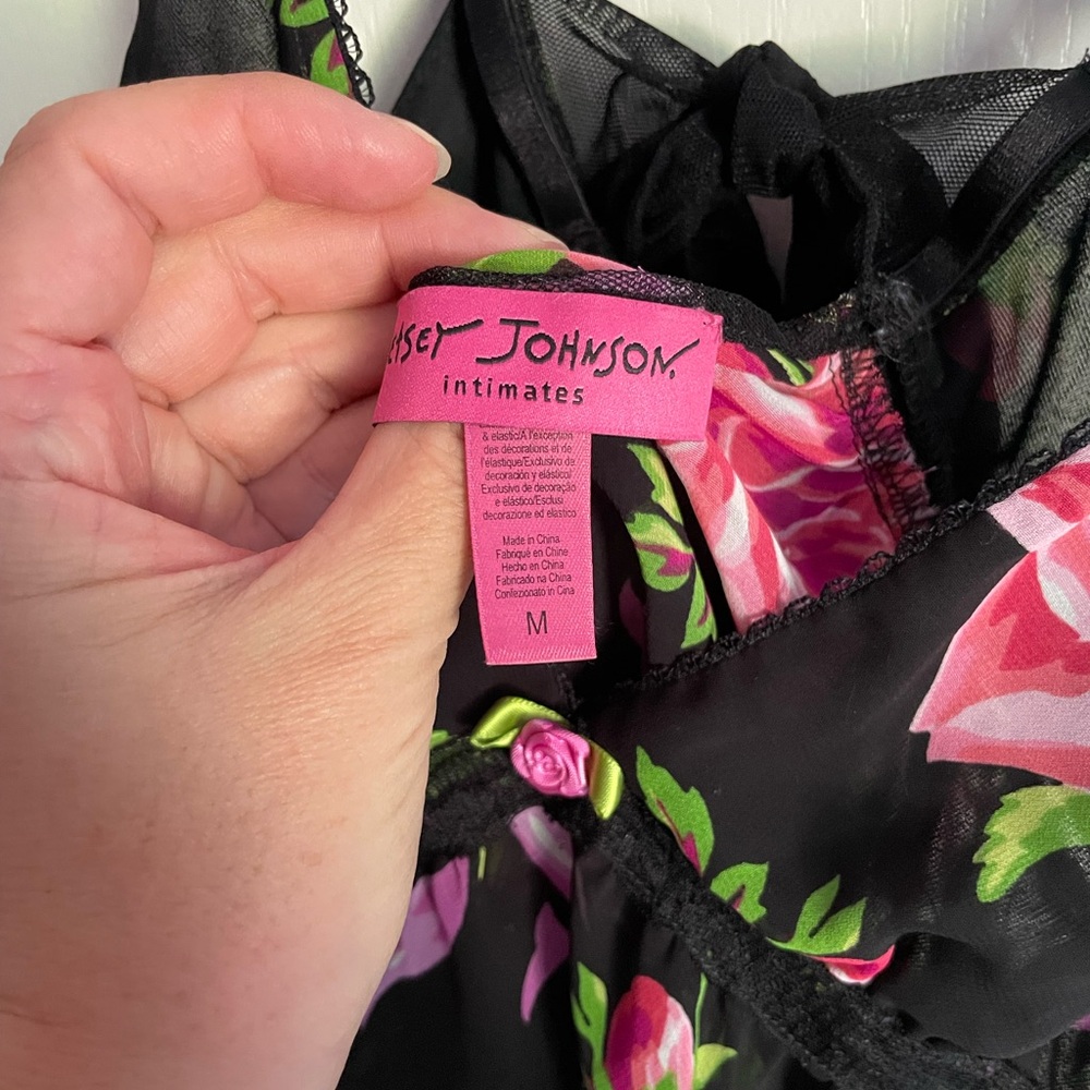 Betsy Johnson baby doll chemise - Picture 4 of 4